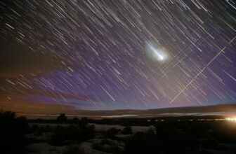 Photo voltaic Storms Are Pushing Elon Musk’s Satellites Again to Earth