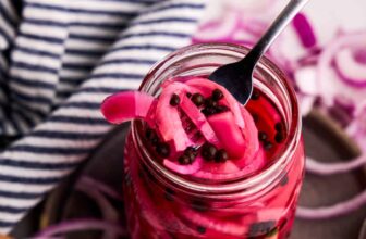 Learn how to Make Pickled Pink Onions