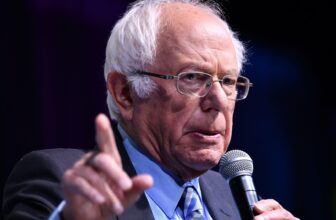 Bernie Sanders Reveals the AI ‘Doomsday State of affairs’ That Worries Prime Specialists