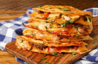 Hen Fajita Quesadilla – Barefeet within the Kitchen